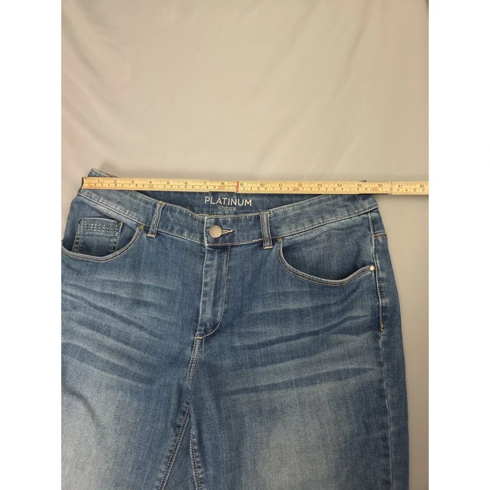 Chico's Platinum Denim Capri Jeans Size Measure: 33x24 Embelished Cuffed Cropped